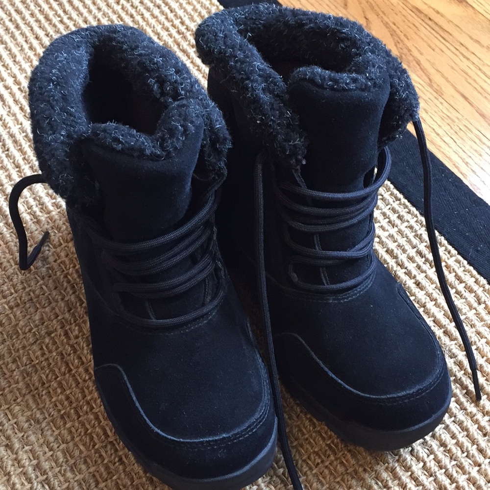 Sorel Waterfall Low Lace Black Boot - Picture 3 of 8
